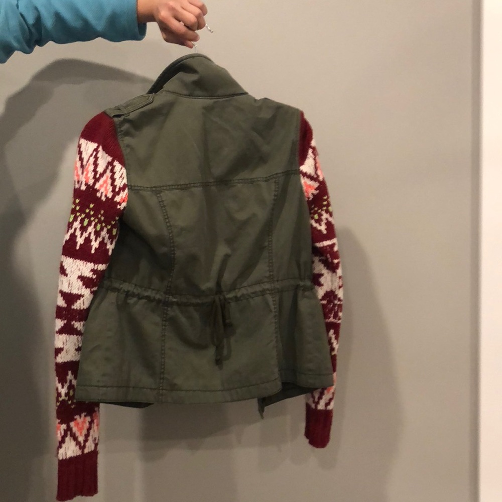 Jacket - Picture 2 of 3